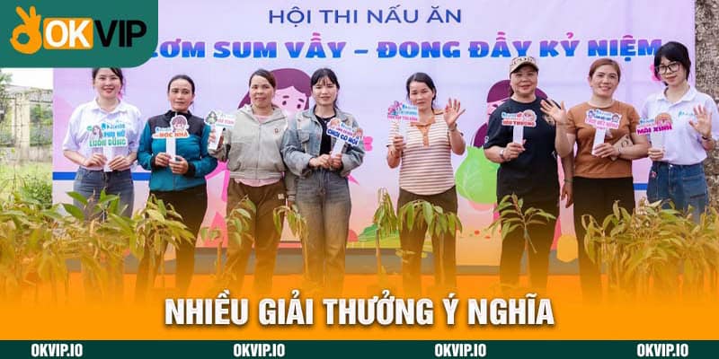 Nhiều giải thưởng ý nghĩa